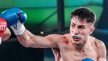Boxeo: el increíble KO de Mirco Cuello con el que se consagró campeón del mundo