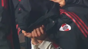 Desgarrador: el desconsolado llanto de Pezzella por su lesión en River vs. Independiente