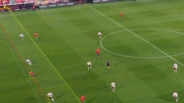 Los dos goles anulados por offside para Independiente en el clásico contra River