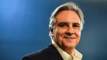 Llaryora volvió a tomar distancia de las políticas de Milei: "Desarrollo con una mirada humana"