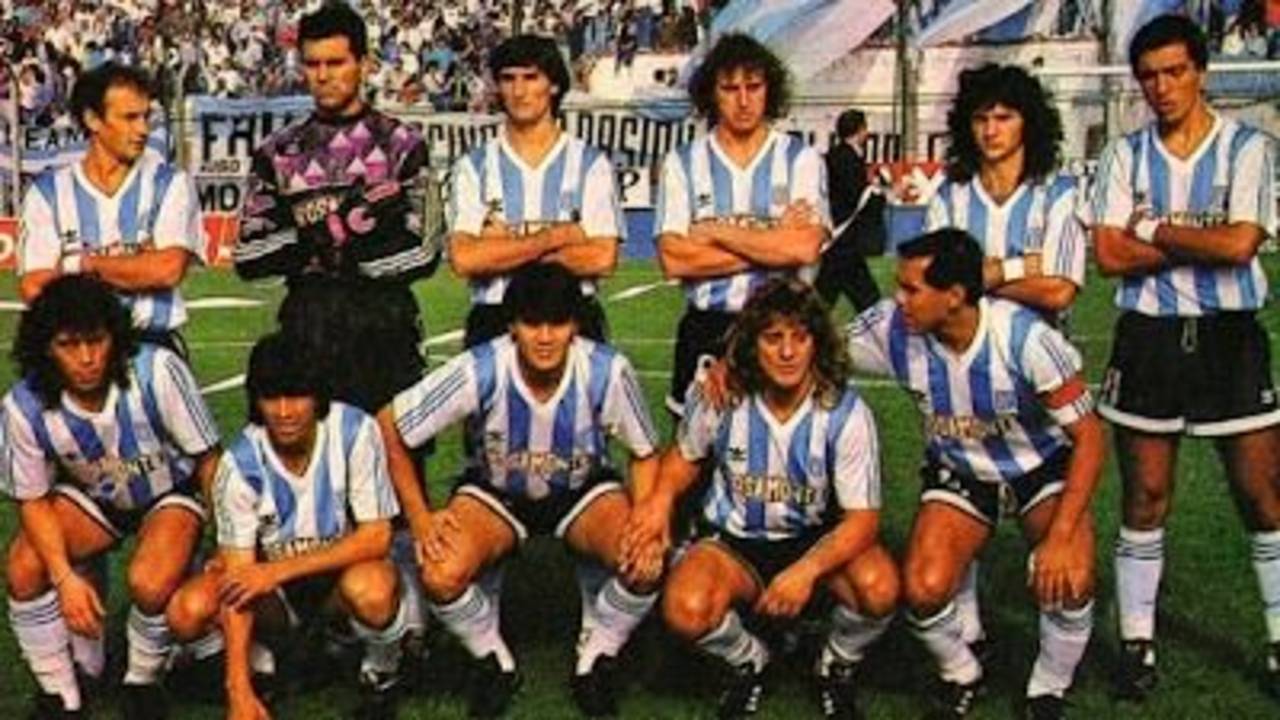 Es ídolo de Racing y anunció que va a ser candidato a diputado en las elecciones nacional