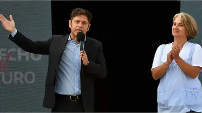 Kicillof ofreció a los gremios docentes un aumento salarial de 5% en dos tramos Kicillof ofreció a los gremios docentes un aumento salarial de 5% en dos tramos