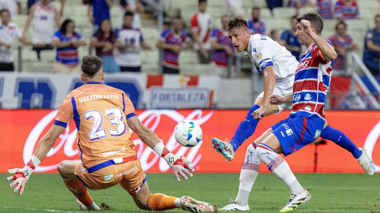 Vélez empató ante Fortaleza en Brasil por la Copa Libertadores