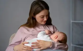 Después del parto, el encuentro que lo cambia todo | Maternidad