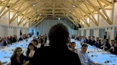 Francella, empanadas y miedo por la gobernabilidad: así fue la cena secreta de Milei con diputados en Olivos