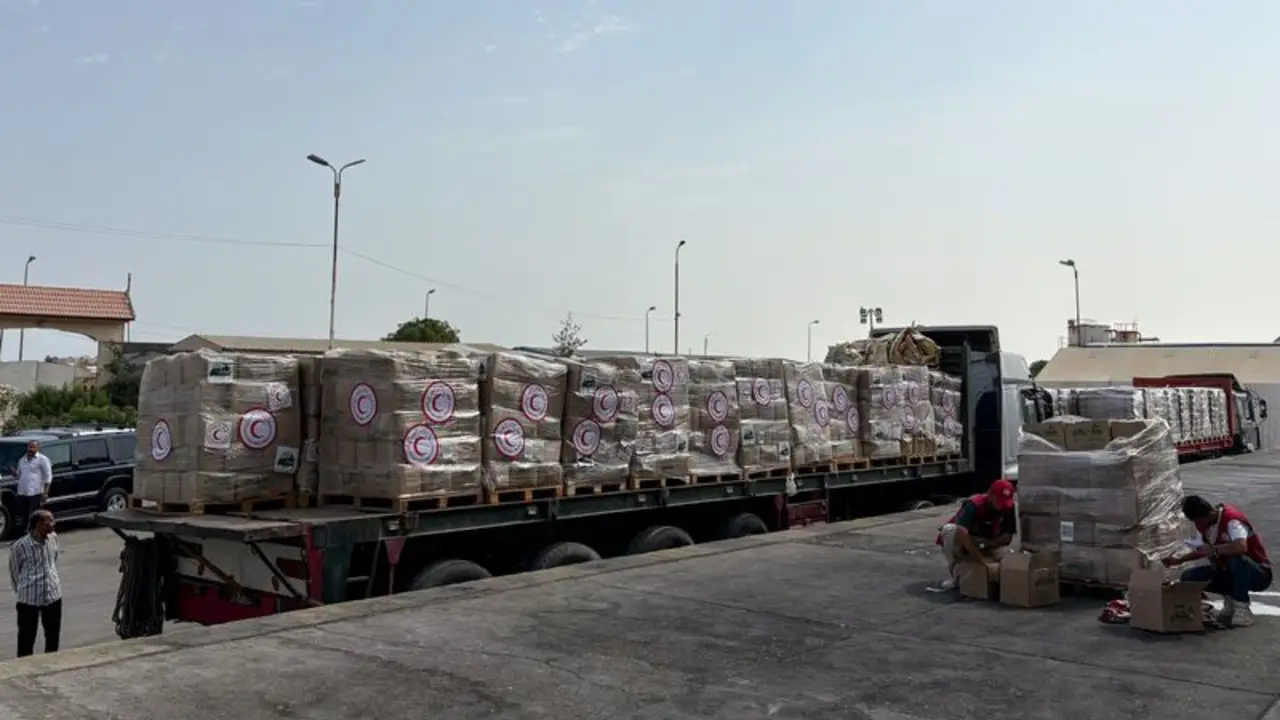 Ayuda para Gaza languidece en almacenes y carreteras tras rechazo de Israel