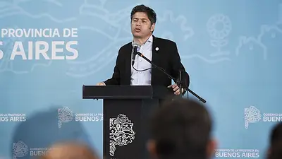 Kicillof visitó Olavarría a un mes de las elecciones: "Con el radicalismo se puede discutir" Kicillof visitó Olavarría a un mes de las elecciones: "Con el radicalismo se puede discutir"