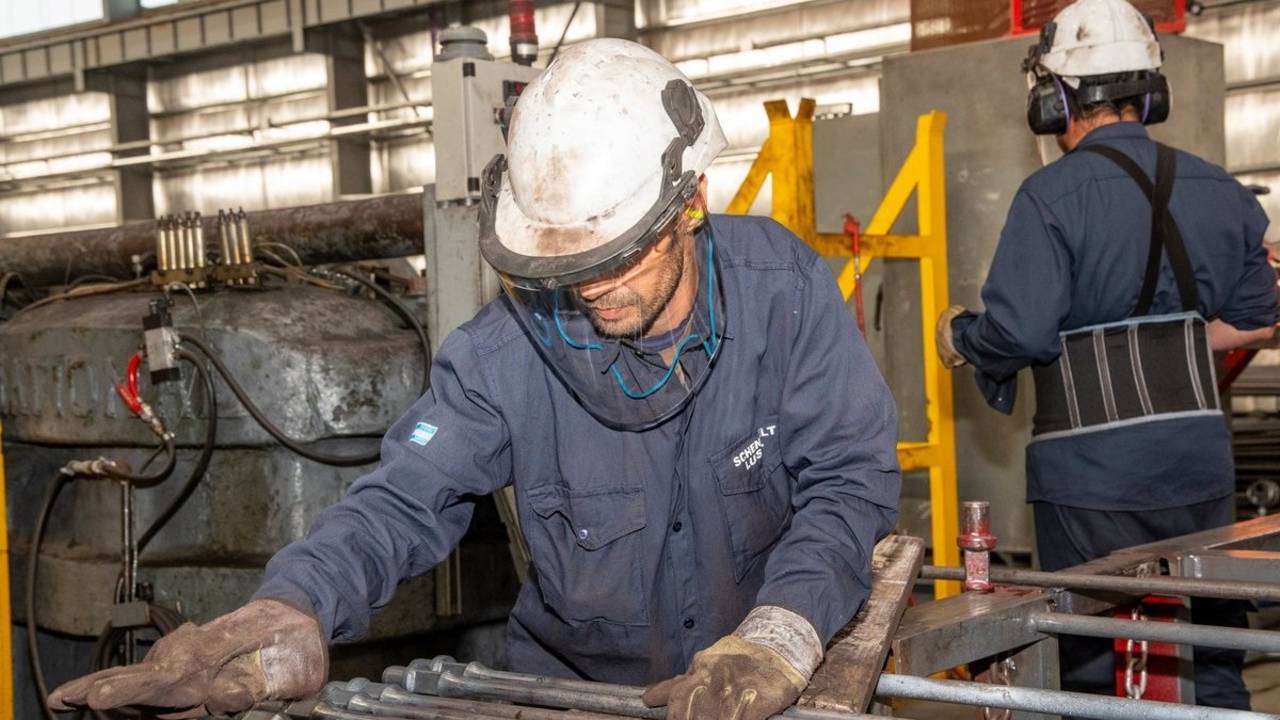 El empleo privado en Santa Fe se mantiene estancado: sin señales de recuperación desde la caída de 2024