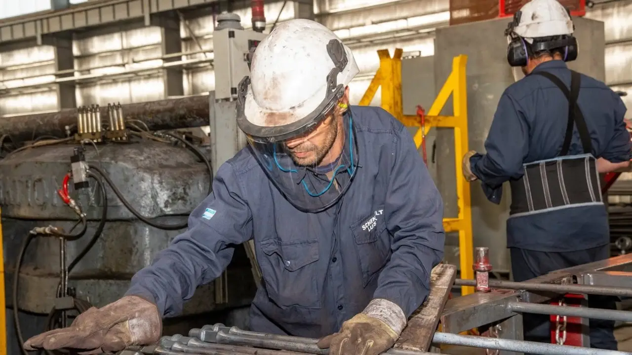 El empleo privado en Santa Fe se mantiene estancado: sin señales de recuperación desde la caída de 2024
