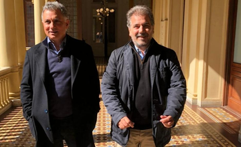 Cumbre en la Rosada antes del cierre de listas: Santiago Caputo, Ritondo y Pareja, juntos | Elecciones 2025