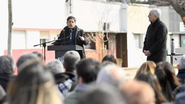 Junto Alak, Kicillof llamó a expresar "el enojo contra el ajuste en las urnas eligiendo la boleta de Fuerza Patria”