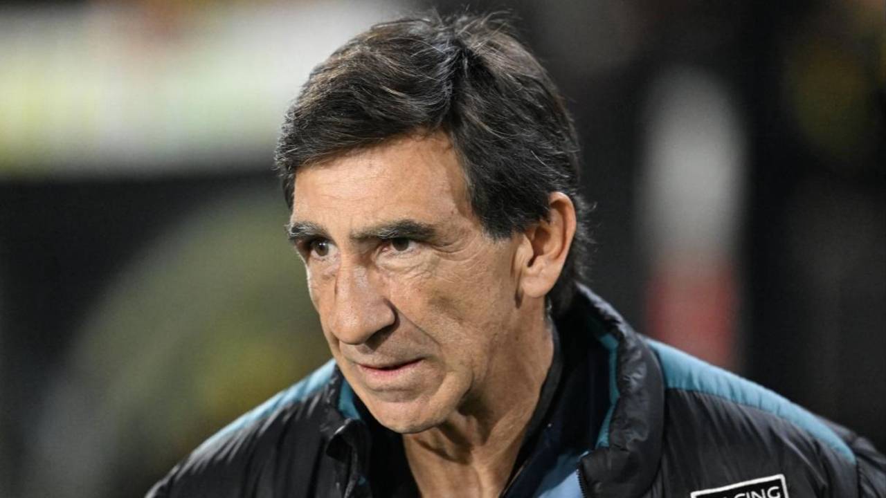 Lo llamó Costas para Racing, la rompió en la B y ahora se va a jugar a Europa