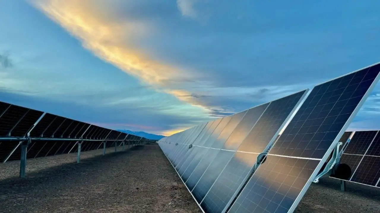 Parque solar El Quemado YPF Luz