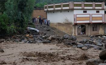 Hallados veinte cadáveres en Pakistán tras una inundación provocada por fuertes lluvias | Asia