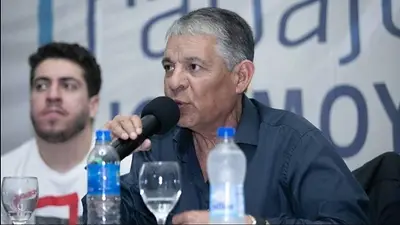 Octavio Argüello criticó a Sturzenegger: "Cierran Vialidad y quieren camiones bitrenes" Octavio Argüello criticó a Sturzenegger: "Cierran Vialidad y quieren camiones bitrenes"