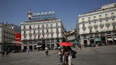 Los barrios pobres de Madrid reclaman más árboles para refrescar las calles ante las olas de calor Los barrios pobres de Madrid reclaman más árboles para refrescar las calles ante las olas de calor