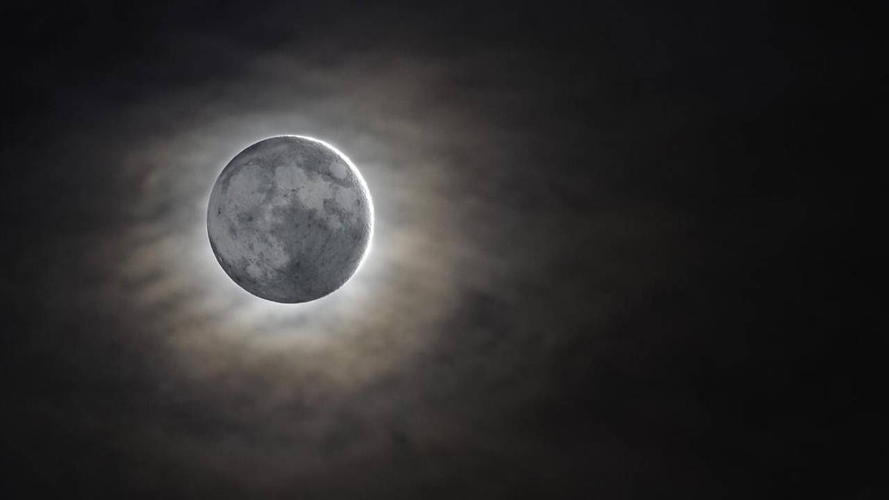 Luna Nueva Agosto