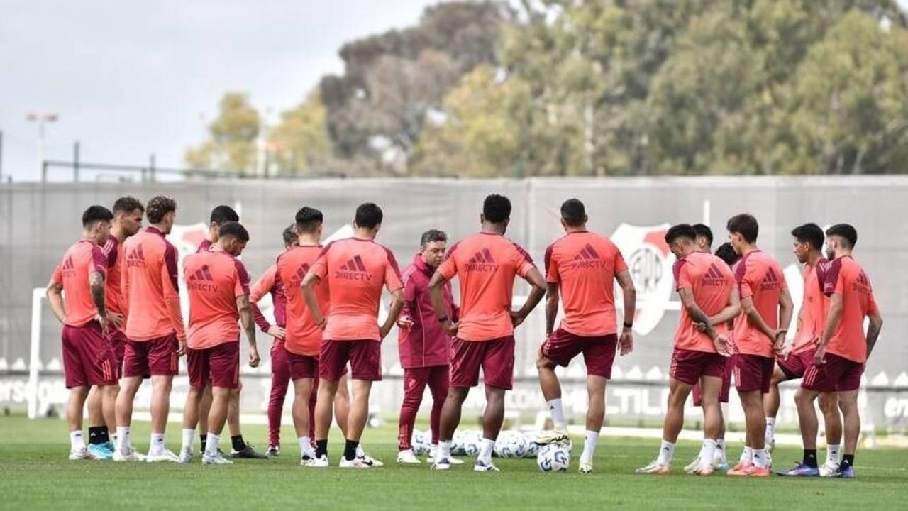 River Plate, Marcelo Gallardo, Manuel Lanzini, Vélez Sarsfield.