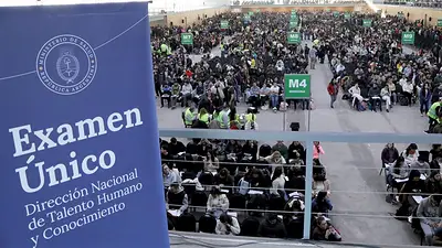 "Un retroceso en la equidad": crecen las críticas en La Rioja por la eliminación del examen único para residencias médicas "Un retroceso en la equidad": crecen las críticas en La Rioja por la eliminación del examen único para residencias médicas