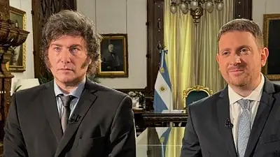 Jonatan Viale arregló notas con Milei y ahora se baja del barco por los audios de la coima: "No cuenten conmigo" Jonatan Viale arregló notas con Milei y ahora se baja del barco por los audios de la coima: "No cuenten conmigo"