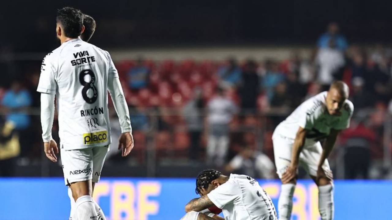 Santos anuncia la llegada de argentino Vojvoda como su nuevo DT hasta 2026