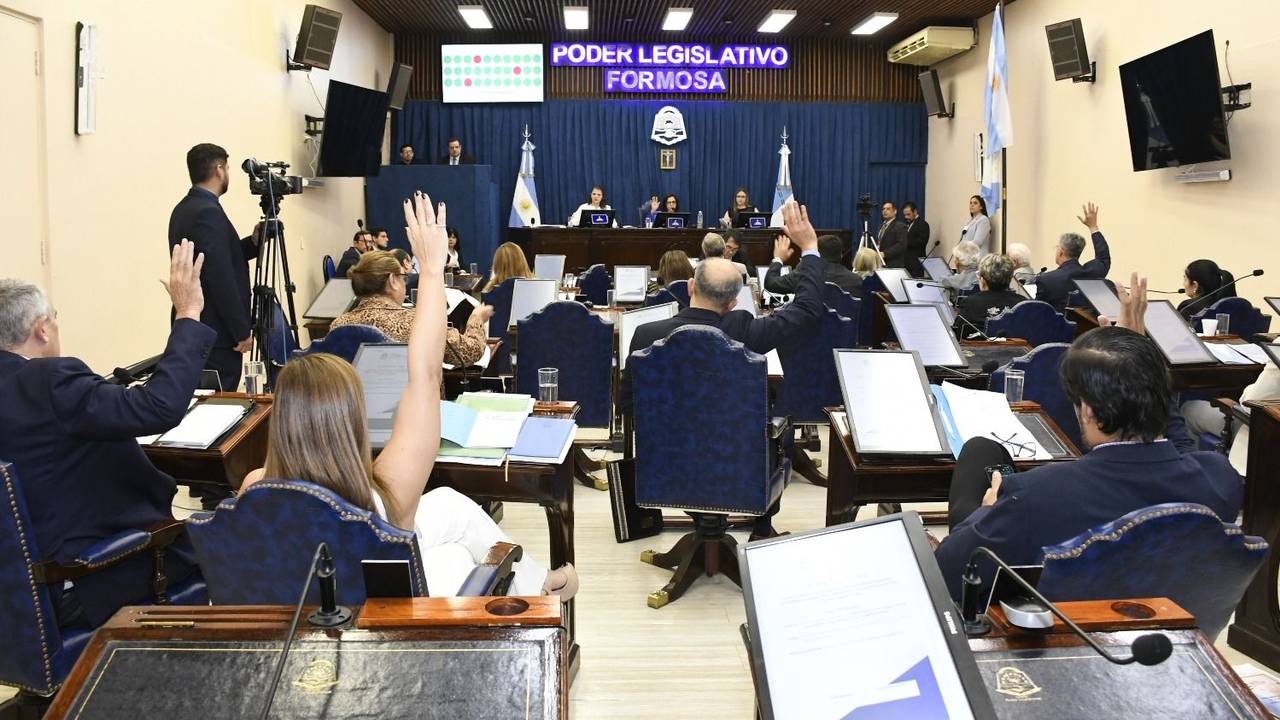 Reforma constitucional en Formosa: una jornada marcada por cambios claves y renuncias de la oposición