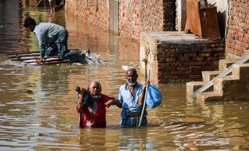 Lago formado por corrimiento de tierras amenaza con inundaciones "catastróficas" en Pakistán | Asia