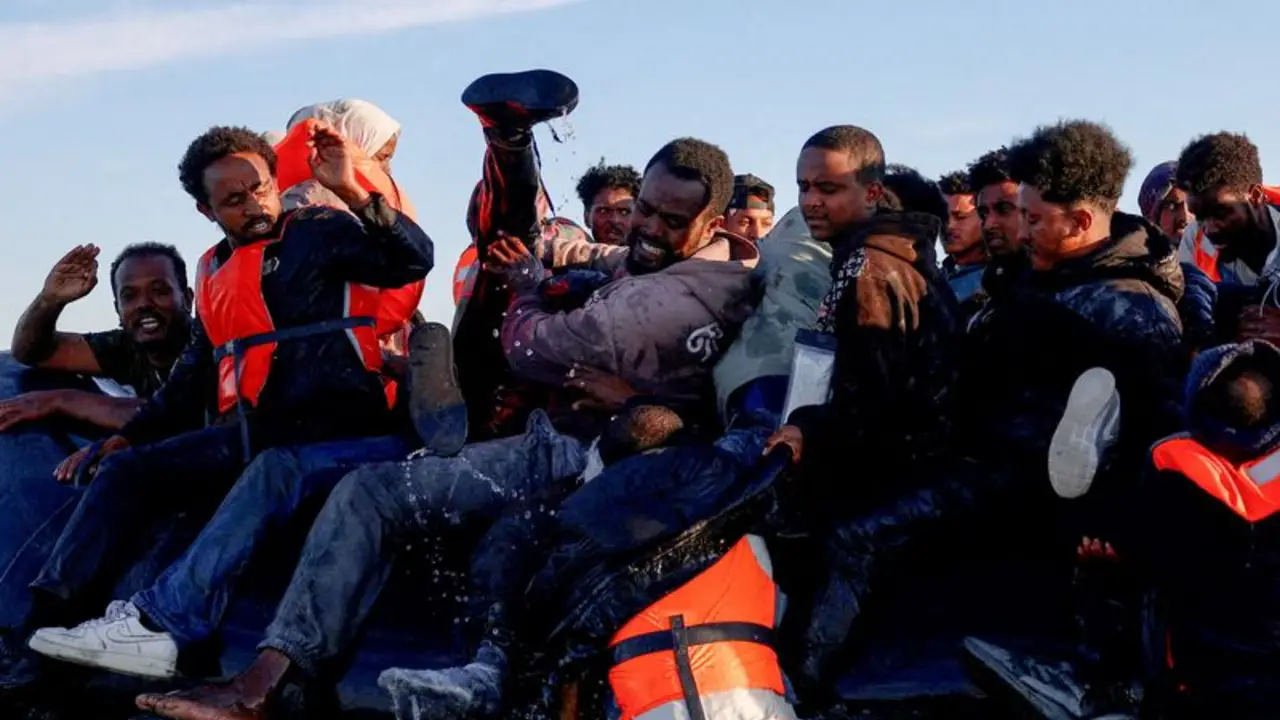 Las llegadas de migrantes en pateras a Reino Unido alcanzan un nuevo récord