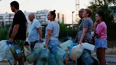 Jefe de Donetsk dice Rusia debe arrebatar un canal clave a Ucrania para resolver crisis del agua Jefe de Donetsk dice Rusia debe arrebatar un canal clave a Ucrania para resolver crisis del agua