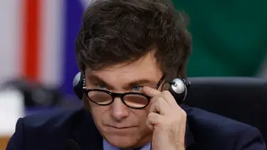 Milei espera más audios y videos, en el Gobierno temen un "círculo vicioso" que detone todo y Trump demora la bilateral