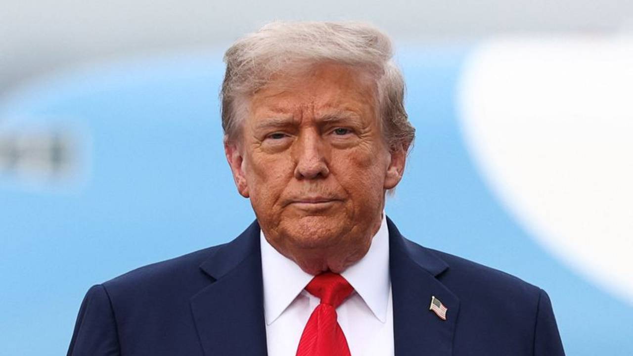 Trump amenaza con más aranceles a los países con impuestos digitales