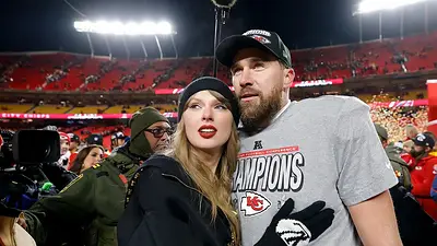 Taylor Swift y Travis Kelce Taylor Swift y Travis Kelce