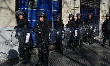 Avanza la Policía contra los jubilados cerca del Congreso: hay detenidos | Jubilaciones