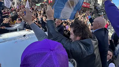 Caravana de Milei: PBA asegura que actuó como le pidió el Gobierno Caravana de Milei: PBA asegura que actuó como le pidió el Gobierno