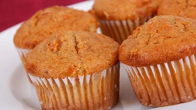 Receta de muffins de zanahoria sin azúcar ni harinas. Cómo hacer muffins de zanahoria en pocos pasos. Recetas dulces con zanahoria. Receta de muffins de zanahoria sin azúcar ni harinas. Cómo hacer muffins de zanahoria en pocos pasos. Recetas dulces con zanahoria.