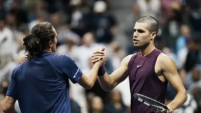 Alcaraz pasa a la tercera ronda del Abierto de EEUU tras imponerse a Bellucci Alcaraz pasa a la tercera ronda del Abierto de EEUU tras imponerse a Bellucci