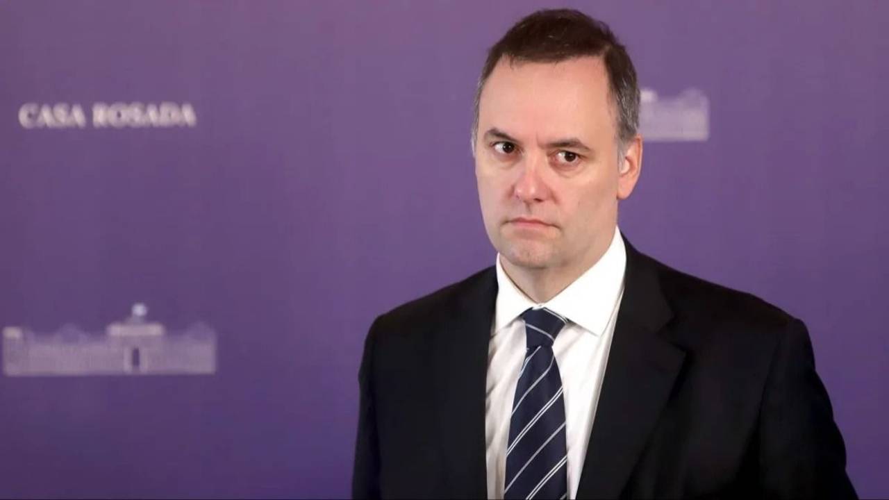 Adorni habló de la Andis y no aceptó preguntas: "Espero que la Justicia actúe con independencia"