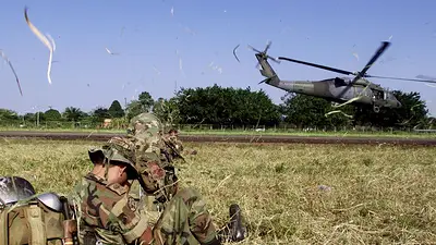 Liberan 33 militares secuestrados por civiles en selvas del sureste de Colombia Liberan 33 militares secuestrados por civiles en selvas del sureste de Colombia