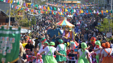 Nación dio marcha atrás con los feriados de octubre y en PBA lo celebraron 
