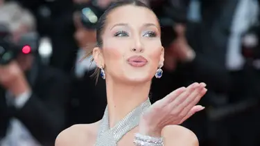 Los 3 diseños de uñas en tendencia para esta primavera 2025 que te hacen ver limpia y elegante