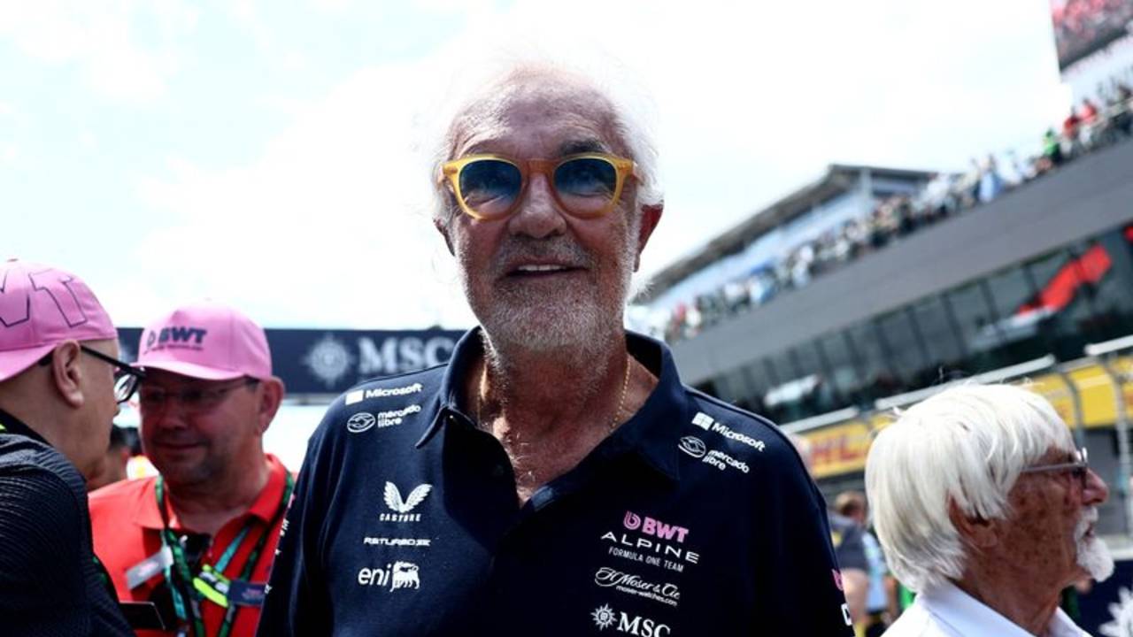 Briatore reconoce que Alpine podría haber cometido un error al darle asiento titular a Colapinto