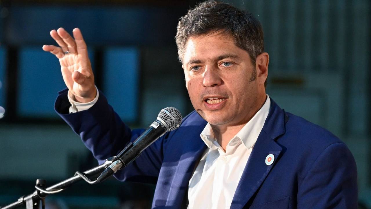 Tras el coimagate, Kicillof apuntó contra Milei: "Es un subordinado de los ricos"