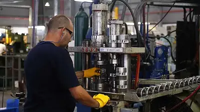 La industria cordobesa sufre la crisis económica desatada por Milei: "Se aferra a destruir" La industria cordobesa sufre la crisis económica desatada por Milei: "Se aferra a destruir"