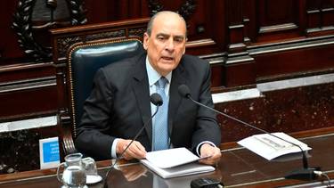 En medio del escándalo por las coimas, Francos intentó despegar al Gobierno de las filtraciones: "Operación"