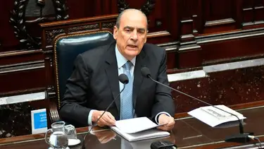 En medio del escándalo por las coimas, Francos intentó despegar al Gobierno de las filtraciones: "Operación"