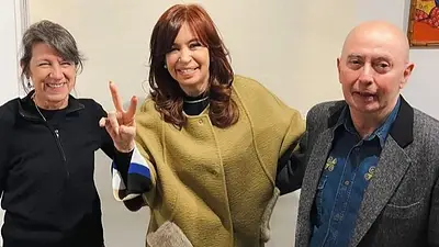 Cristina Kirchner despidió al Indio Solari: "Vivir solo cuesta vida" Cristina Kirchner despidió al Indio Solari: "Vivir solo cuesta vida"