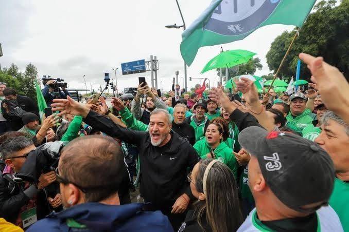 ATE levantó el paro tras recibir un aumento de 14,1% y un bono de $180.000