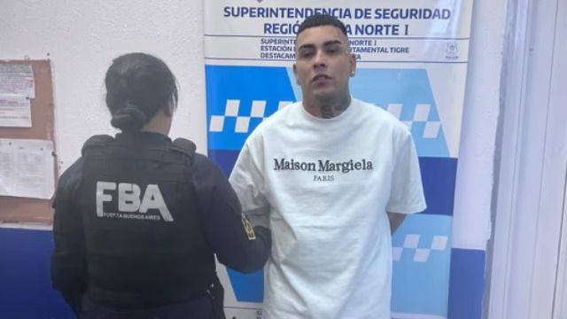 Detuvieron a Callejero Fino en Tigre: viajaba en una camioneta sin patente y llevaba un arma