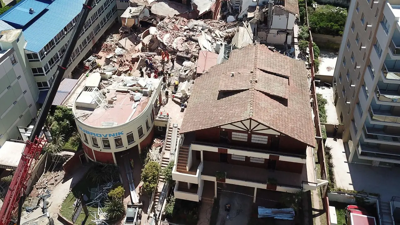 Giro en el caso del derrumbe del hotel de Villa Gesell: ahora imputaron a cinco personas más