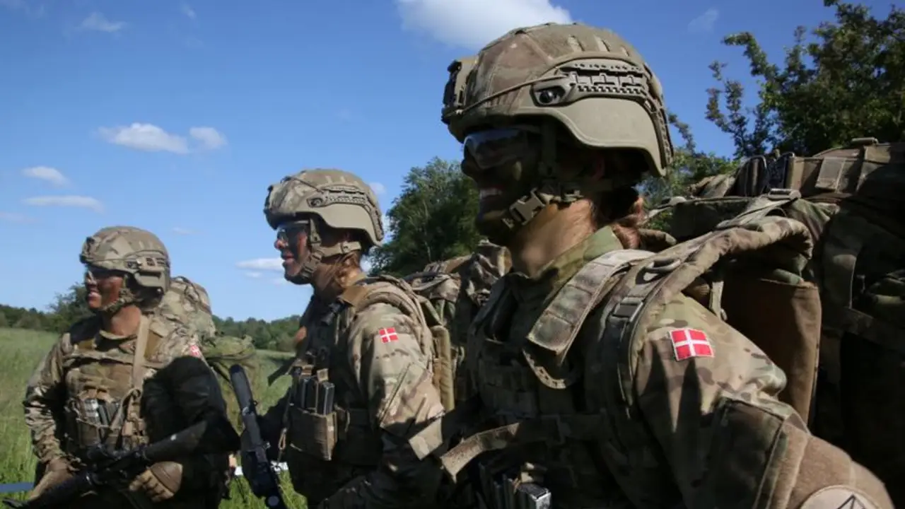 Dinamarca pone en marcha un servicio militar obligatorio ampliado en respuesta a Rusia y a Trump